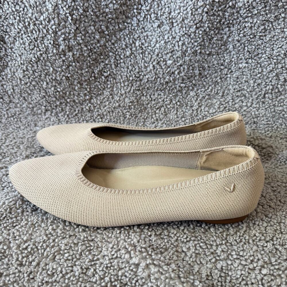 VIVAIA Women's Aria Pointed-Toe Ballet Flat Almond Size EU 42 US 10.5